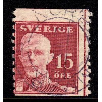 F.150v, 15 öre Gustaf V - en face, del av två märkesbilder
